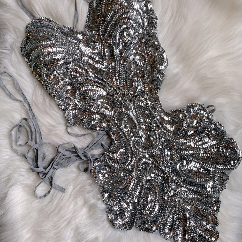 Sparkly Sequins Sexy Bodysuit Crisscross Back